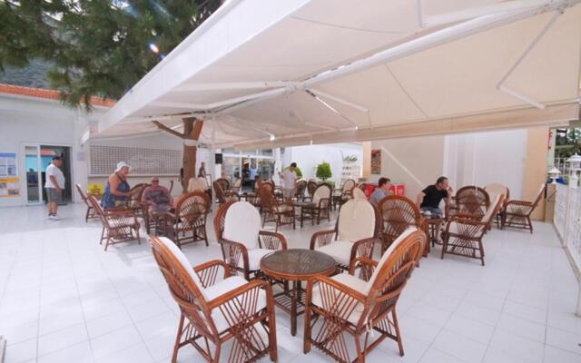 Karbel Beach Hotel