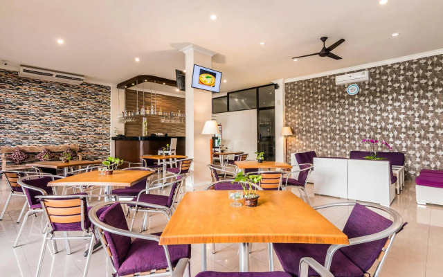 Отель Kuta Central Park