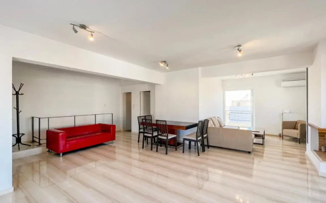 Panoramic Cityscape Maisonette in Agios Dimitrios