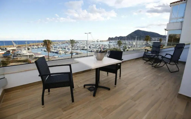 Ocean Lounge