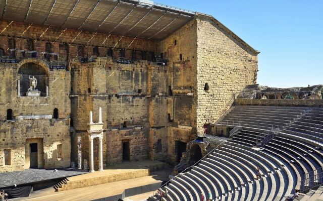 Mercure Orange Centre