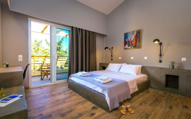 Trypiti Hotel and Suites