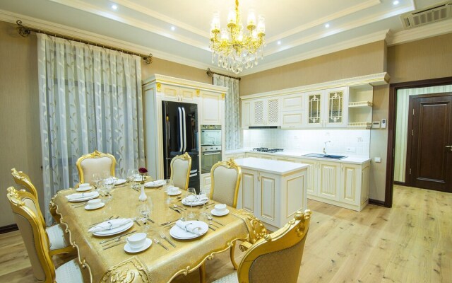 Royal Residence Luxury Apartment Hotel