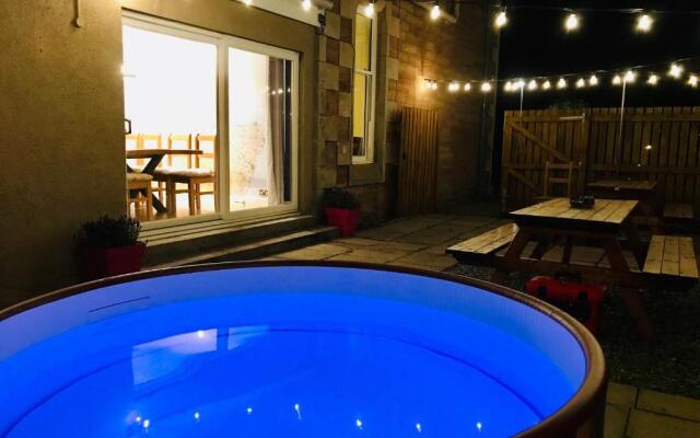 Lairds Lodge