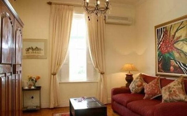 Le Ballon Rouge Guest House
