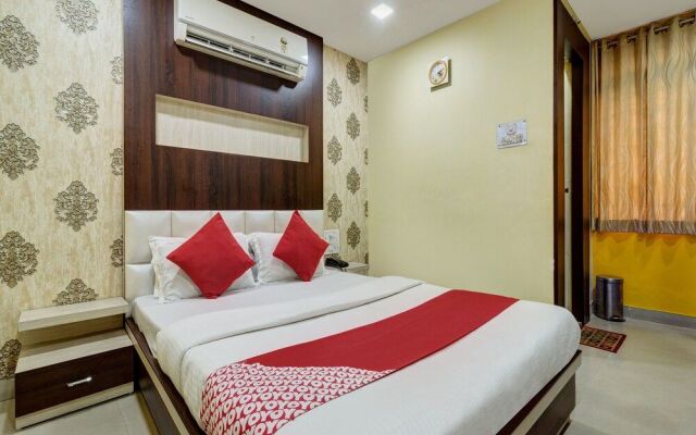 OYO 24888 Hotel Sham Palace