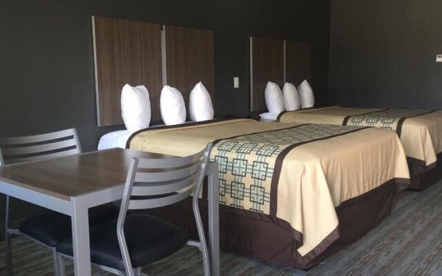 Scottish Inn & Suites