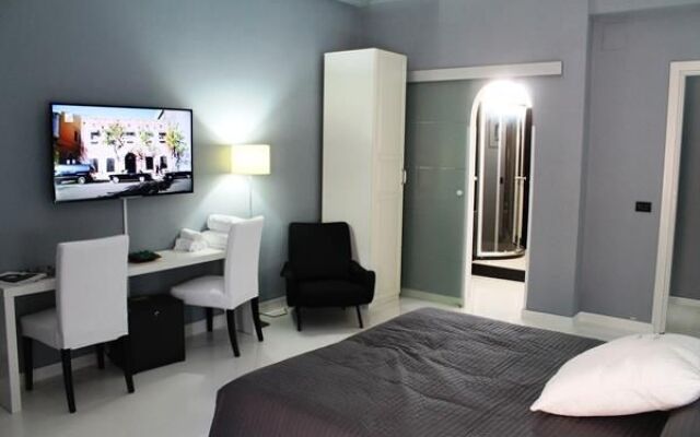 Gardenia Luxury Room