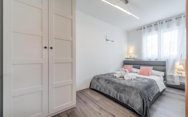 SUMMER ORCHID - Spacious Duplex By The Beach & PS5