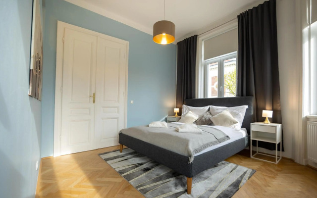 Astonishing luxury apartment near Schönbrunn and Westbahnhof