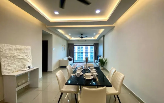 Rooftop Pool Jalan Landmark Apartments