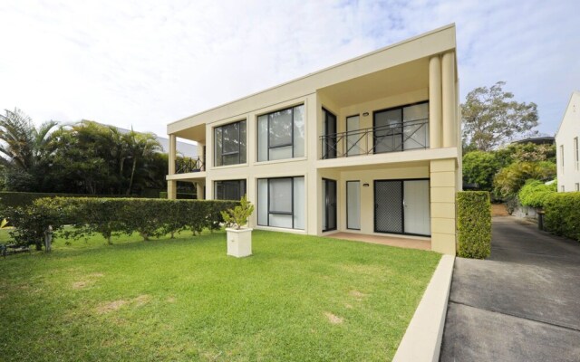 Government Road, 2/161