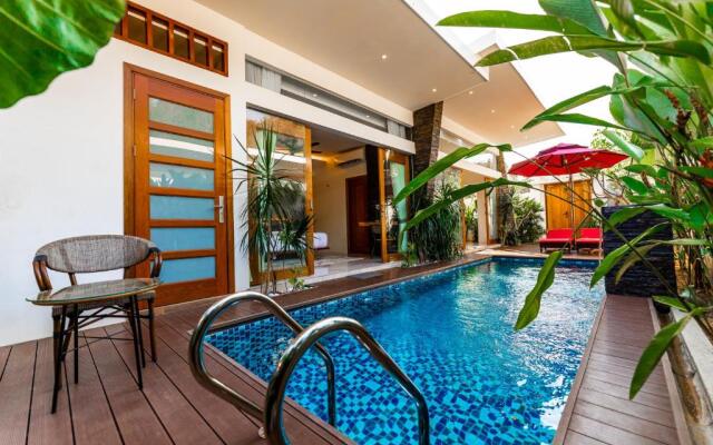 Maneh Villa