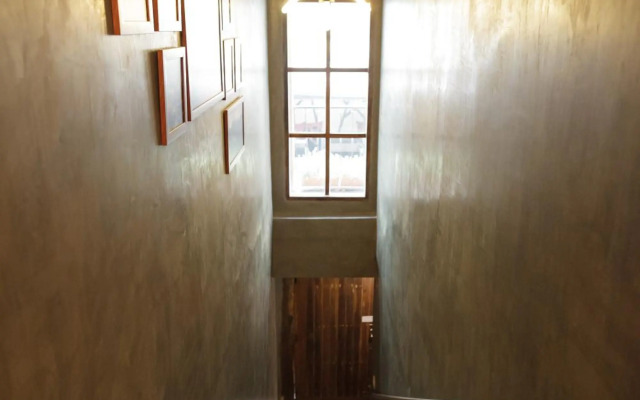 Sanae' Townhouse Chiang Mai