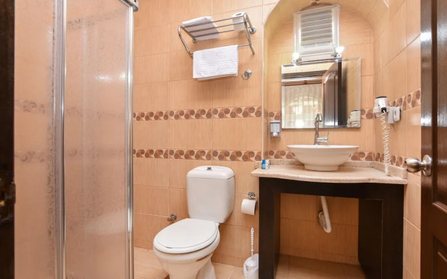 Otel Türk Evi