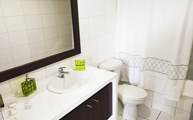 Amistar Apartments