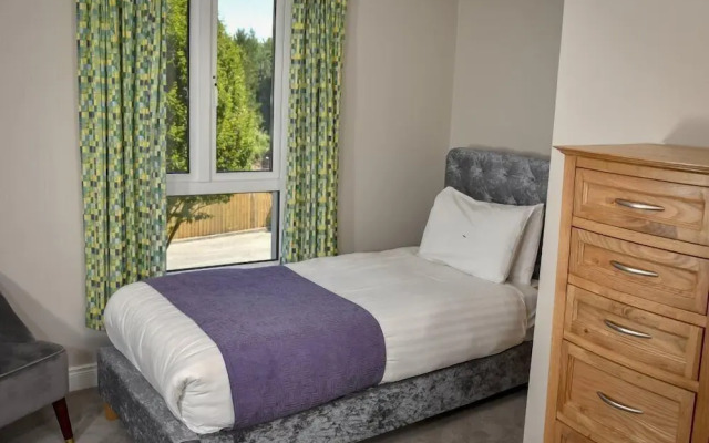 Wolseley Holiday Lodges