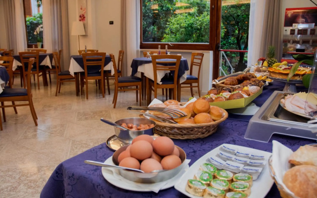 Hotel Leone