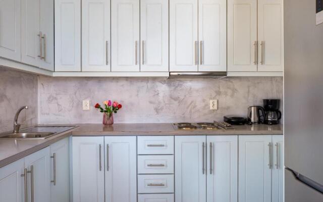 Plori - Molos Apartments