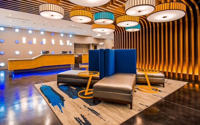 GLō Best Western Dallas South DeSoto