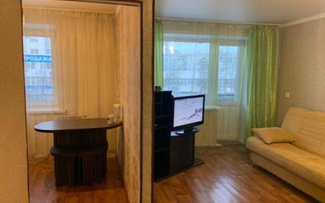 Apartment on Spartaka, 24