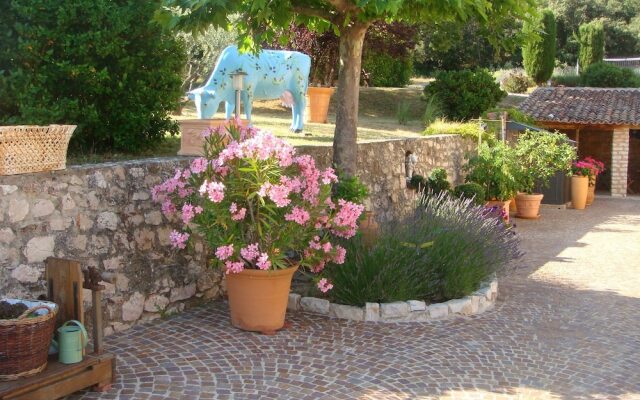 Villa With 3 Bedrooms in Saint-martin-de-pallières, With Wonderful Mou