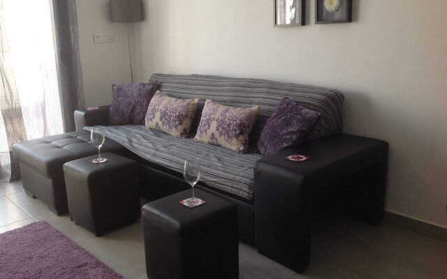 Lovely New Apartment With all Facilities