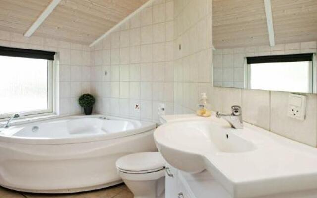 Three-Bedroom Holiday home in Blåvand 30