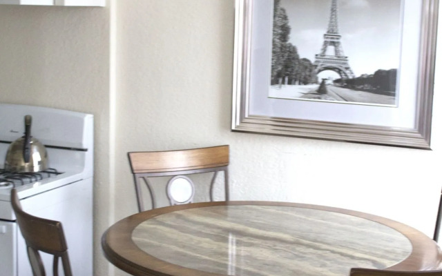 Franklin Ave Apartments