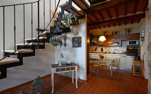 Si-i877-sp3714at - La Capanna di Franca 6 2