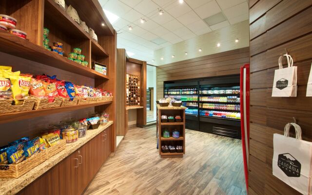 Embassy Suites by Hilton Portland Tigard