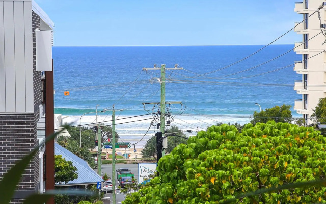 Unit 8 'Coolum Seaside', Coolum Beach
