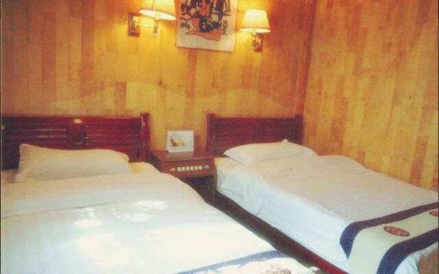 The Pearl Inn