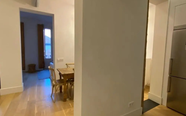 The Balconies I Apartment With Three Balconies in Malasana