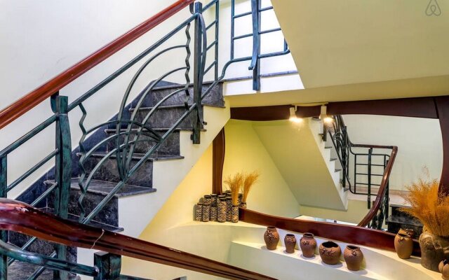 Springhome 3 Serviced Apartment