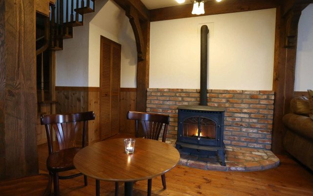 Bliss Lodging