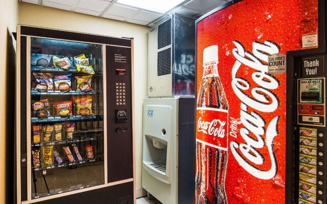 Quality Inn & Suites Chattanooga West near Lookout Mountain