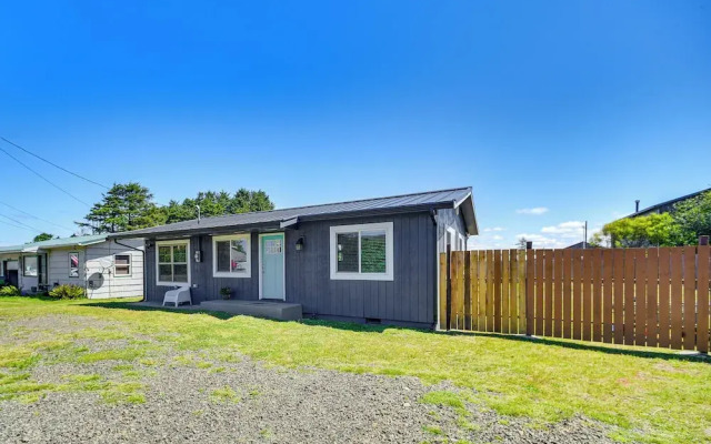 Pet-friendly Moclips Home: Walk to Mocrocks Beach!