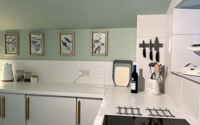 Unique Clifton Apartment on Historic Crescent