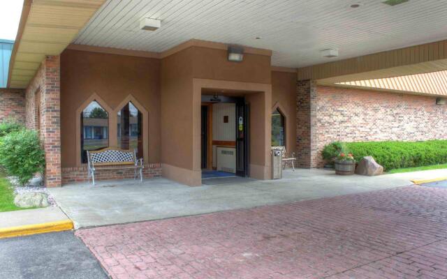 Best Western Woodhaven Inn