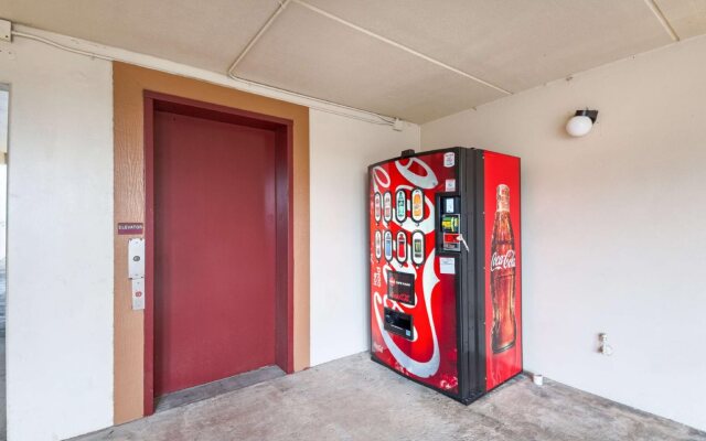 Motel 6 San Antonio, TX – I-35 North Corridor