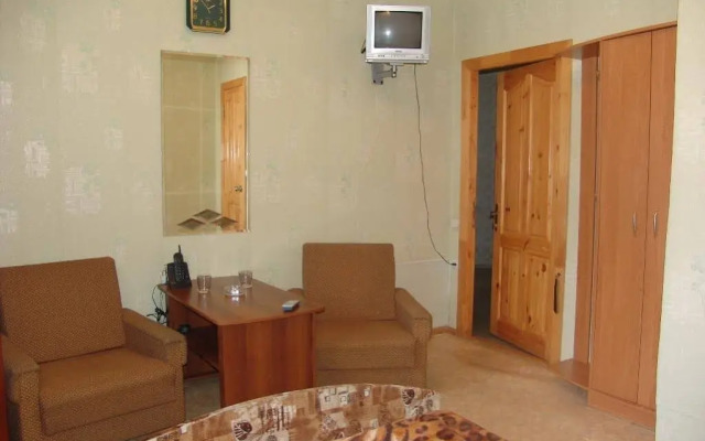 Tikhaya Gavan Hotel