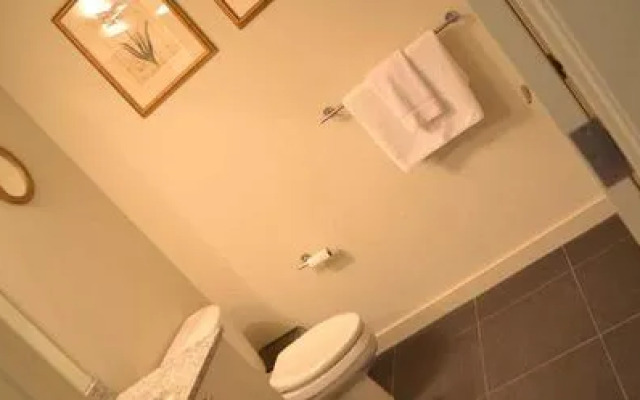 Archstone Modernity by Vacasa