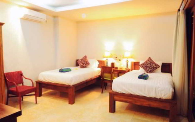 Joy Beach Villas – Guest Rooms – Denpasar