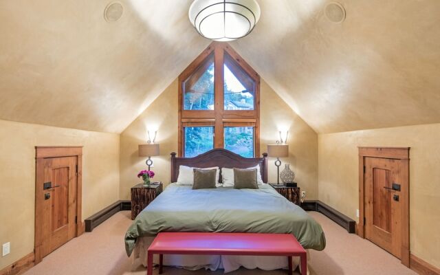 Alpenglow - 5 Br Home