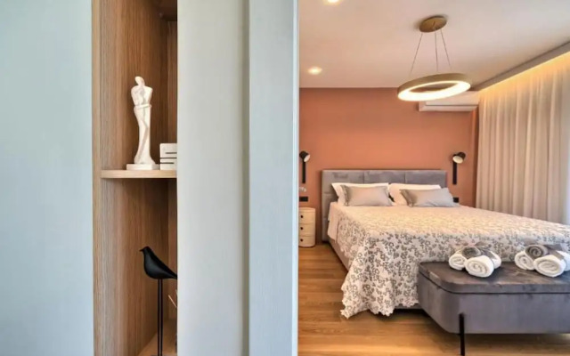 Apartment Aniva - 50 m From the sea