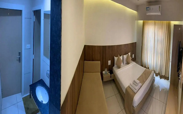 Hotel Dwarkesh