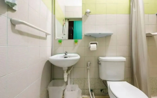 1137 Hostel