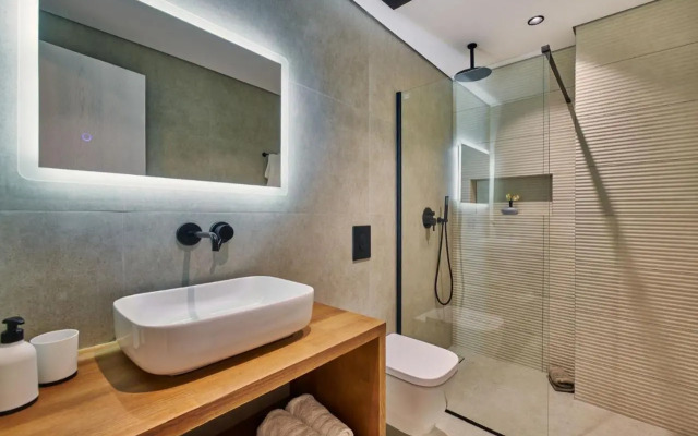 Beautiful City Center Apartments