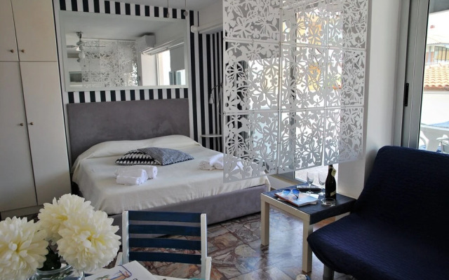 "studio Flat for 3 Persons Near the Beach"